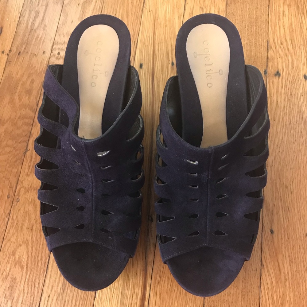 COCLICO Black Plum Suede Wedge